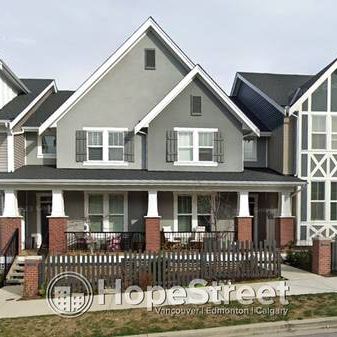 CLASSY & STYLISH 4-BED FAMILY HOME | 2,000+ SQ. FT. | QUIET LOCATION - Photo 1