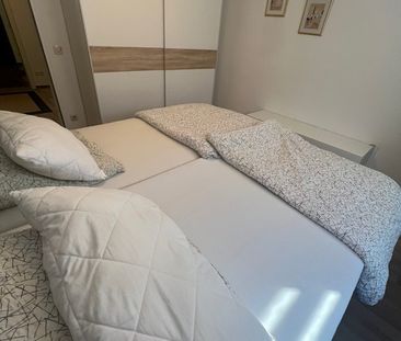 Schöne, modern möblierte Wohnung - Foto 3