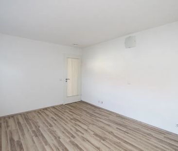 Helle 3-Zimmer-Wohnung mit Balkon und EBK in Kassel-Kirchditmold - ... - Photo 6