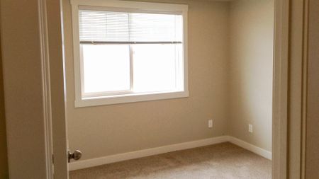 2 Bedroom Apartment In Chestermere! - Photo 2