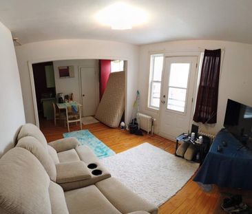 1 CH - 1 SDB - Québec - $895 /mo - Photo 1