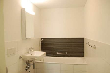 2.5 Zimmer, 72 m², 3. Stock - Foto 2