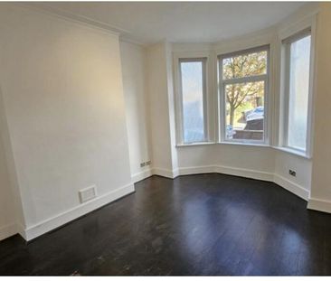 3 bedroom ground floor maisonette to rent - Photo 1