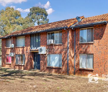 Charming 2-Bedroom Unit in Salisbury - Photo 2