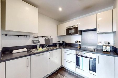 2 bedroom flat to rent - Photo 5