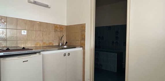 Bel appartement F1 proche Gare - Photo 2