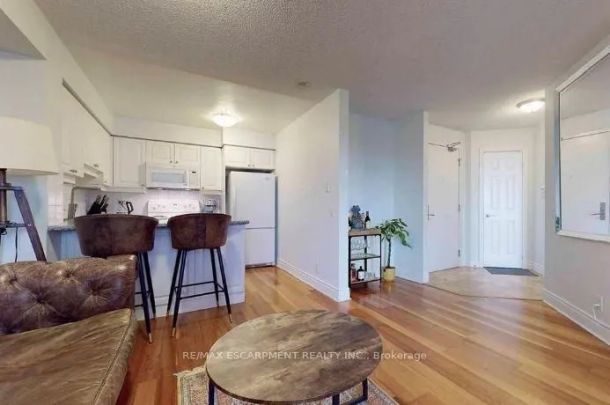 78 Harrison Garden Boulevard #1105 - Photo 1