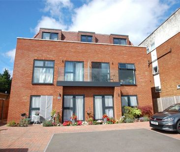 Francis Court, Chiltern Avenue, Amersham,HP6 - Photo 5