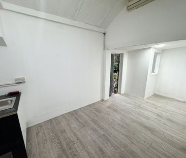Studio Flat, Hendon Lane, N3 - Photo 1