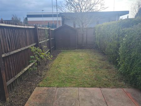 2 bedroom House To Let - Photo 2