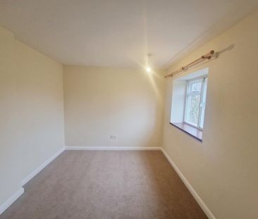 4 bedroom detached house to rent - Photo 4