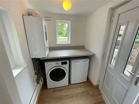 2 bedroom terraced house to rent - Photo 5