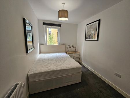2 Bed Flat, Hoffmans Road, E17 - Photo 5