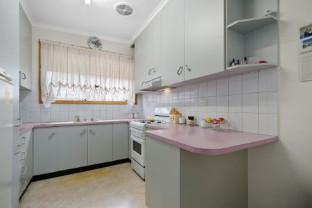 3 Green Street Morwell VIC - Photo 4