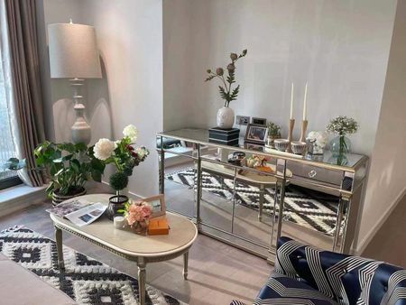 Westmark Tower, 1 Newcastle Place, W2 1BW - Photo 2