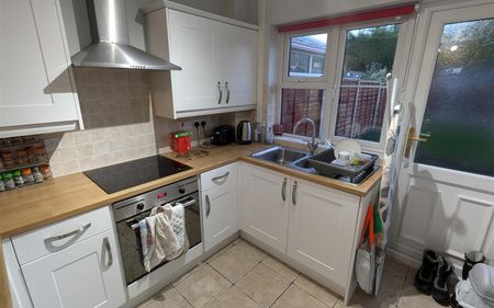 Fakenham Drive, Hereford - Photo 4