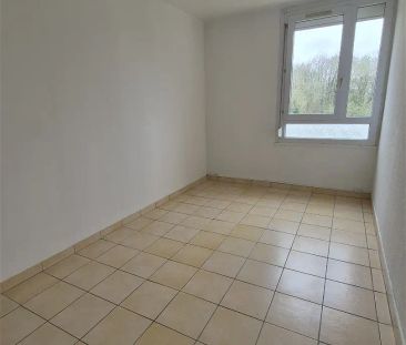 Location appartement 4 pièces - 77.7m² à Maubeuge (59600) - Photo 4