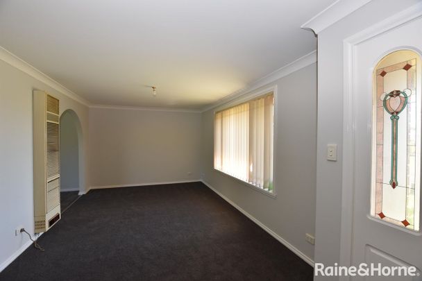 13 Alan Ridley Place, Orange, NSW 2800 - Photo 1