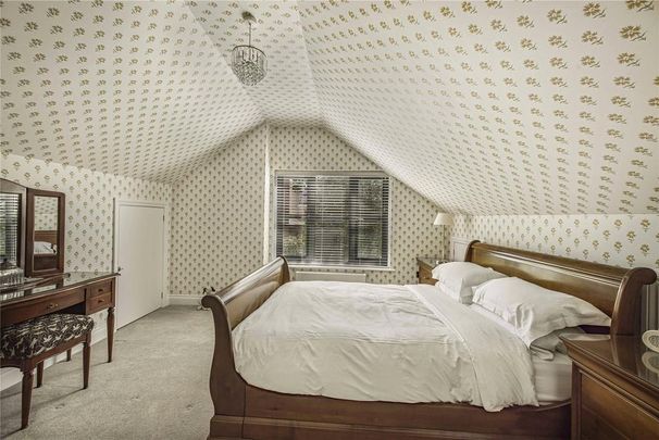 5 bedroom detached house to rent - Photo 1