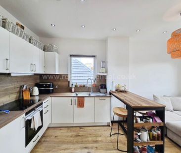 Whitefriars Crescent, Westcliff On Sea - Photo 5