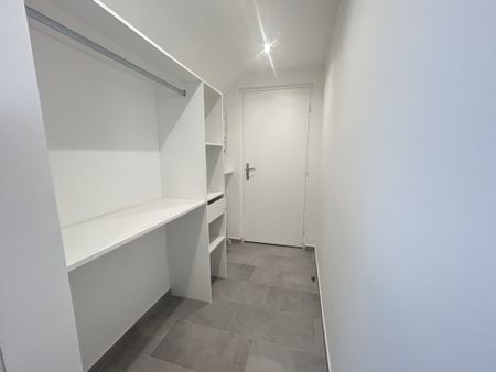 À louer – Studio meublé – 730€ CC – 21,49 m² au sol - Photo 4