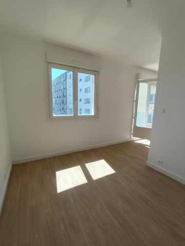 Location Appartement 4 pièces 71m² BREST 29200 - Photo 2