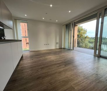 2 Bed Flat, Hawfinch House, NW9 - Photo 3