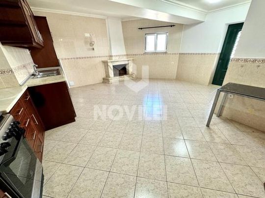 Moradia T2 - Photo 1