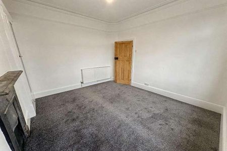 Lymington Avenue, Leigh On Sea, Essex, SS9 - Photo 3