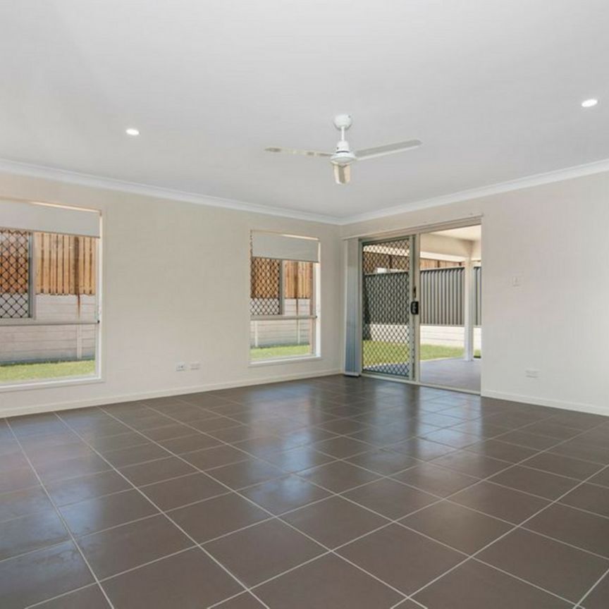 FAMILY HOME IN THE "BIG SKY" ESTATE - Photo 1