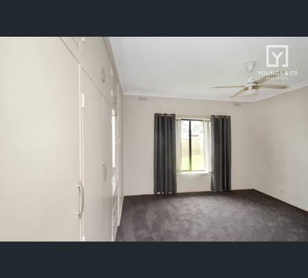 75 Balaclava Rd, Shepparton, Vic 3630 - Photo 5