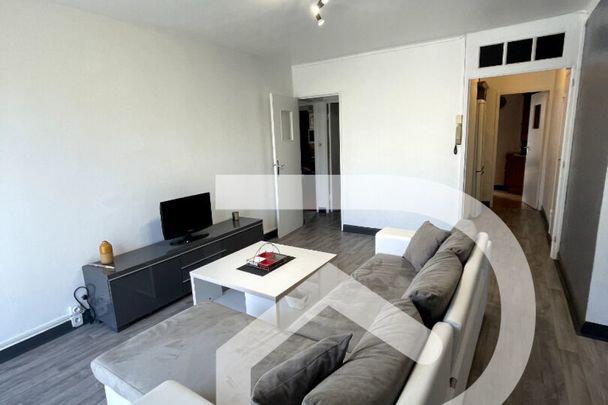 T3 À LOUER MEUBLÉ - Photo 1