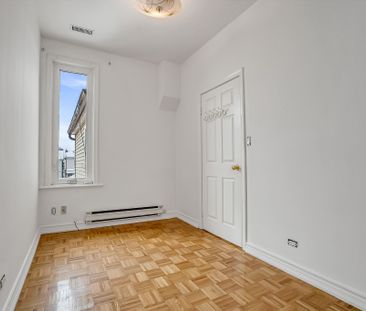 For Lease - 472 Symington Avenue, Toronto, Ontario - Photo 5