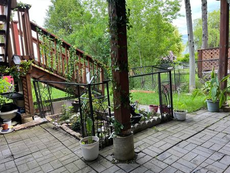 For Lease - 129 October Lane, Aurora, Ontario - Photo 2