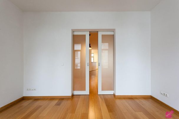 Prachtige ruime flat op topligging in de Kammenstraat - Photo 1