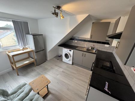 1 bedroom flat to rent - Photo 4