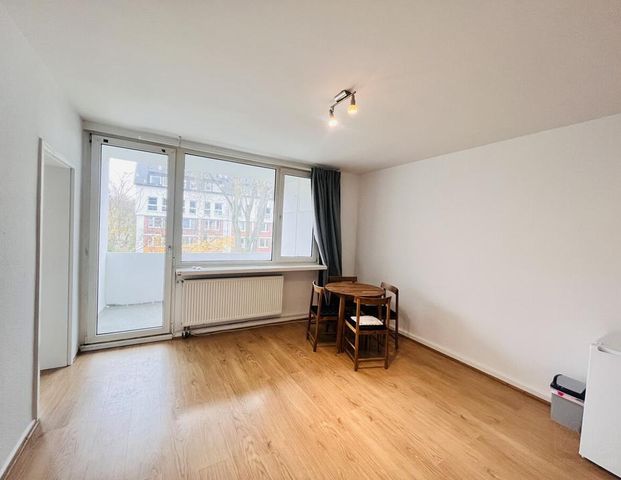 Gut aufgeteilte modernisierte 3 Zimmer Eigentumswohnung in Düsseldorf Holthausen - Foto 1