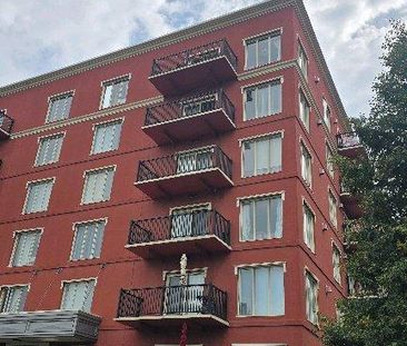 Condo 4 1/2 lumineux for rent - Photo 1