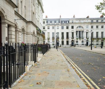 Fitzroy Square - Photo 5