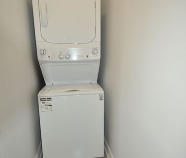 For Lease - 14 Dukinfield Crescent Unit# 2, Toronto, Ontario - Photo 6