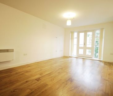 Hurley House, 31 Park Lodge Avenue, West Drayton, UB7 - Photo 3