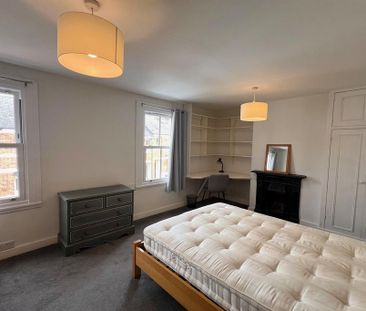 4 bedroom terraced house to rent - Photo 5