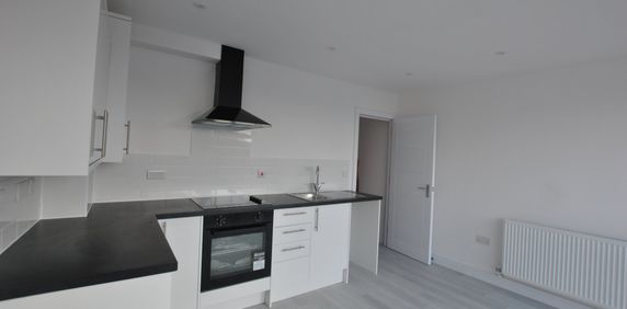 Station Road, Longfield, London - Photo 2