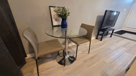 3379 Strabane Drive #Lower - Photo 4