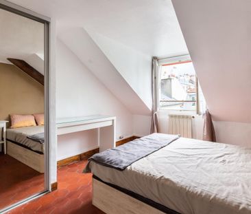PARIS IVème, métro Saint Paul, Beau Duplex en dernier étage - Photo 1