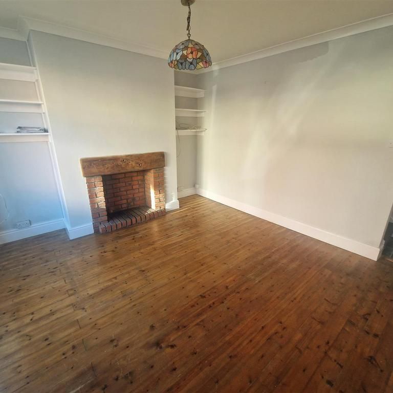 2 bedroom terraced house to rent - Photo 1