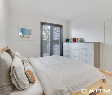 Light-filled Peninsula Lifestyle - Photo 5