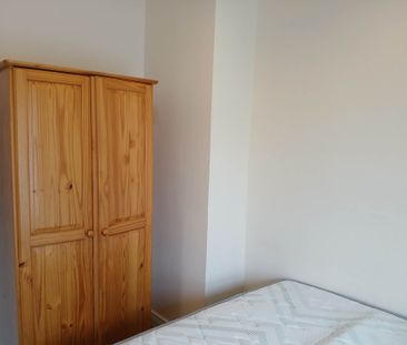 8 St. Kieran`s Tce, Coosan Road, Athlone, Co. Westmeath, N37 V046 - Photo 6