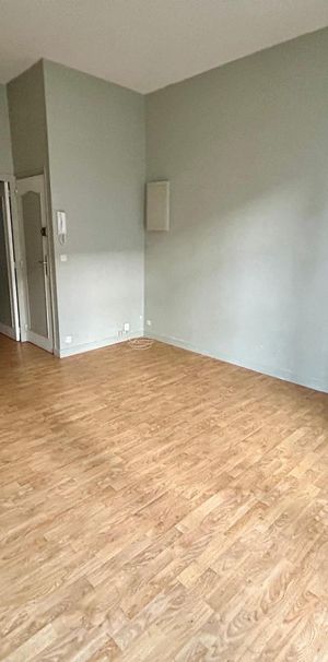 Location Appartement 1 pièce 25m² POITIERS 86000 - Photo 1