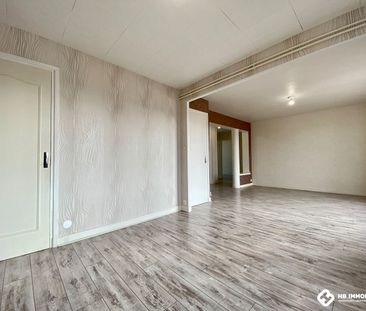 Location Appartement 4 pièces 67m² ROANNE 42300 - Photo 2